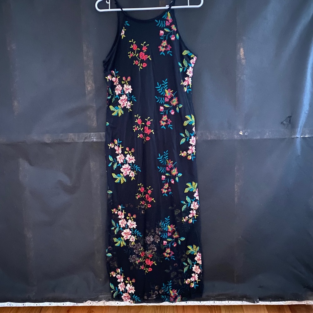 Wore To An Event, No Longer Need It - image 4